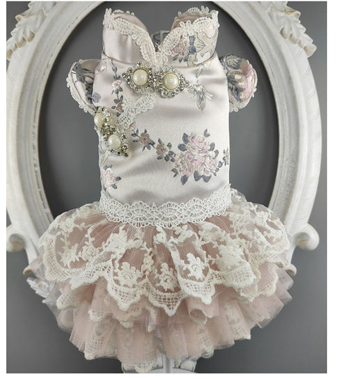 Quietly Elegant Chinese Style Chipao