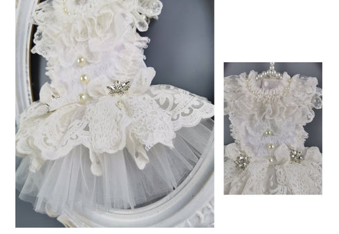 Tasteful White Wedding Dress